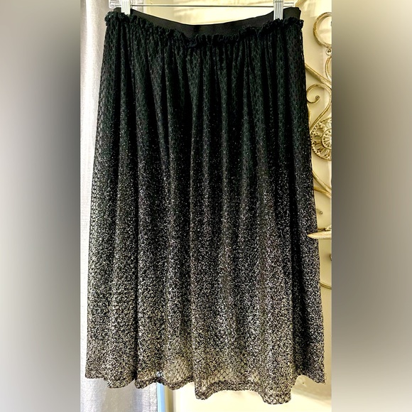 Plus size Ombré Black/Gold glitter skirt - Picture 2 of 10